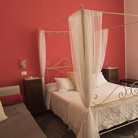 סלרנו B&B Domus Garibaldi מראה חיצוני תמונה