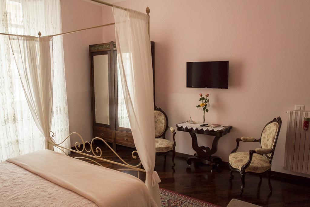 סלרנו B&B Domus Garibaldi מראה חיצוני תמונה