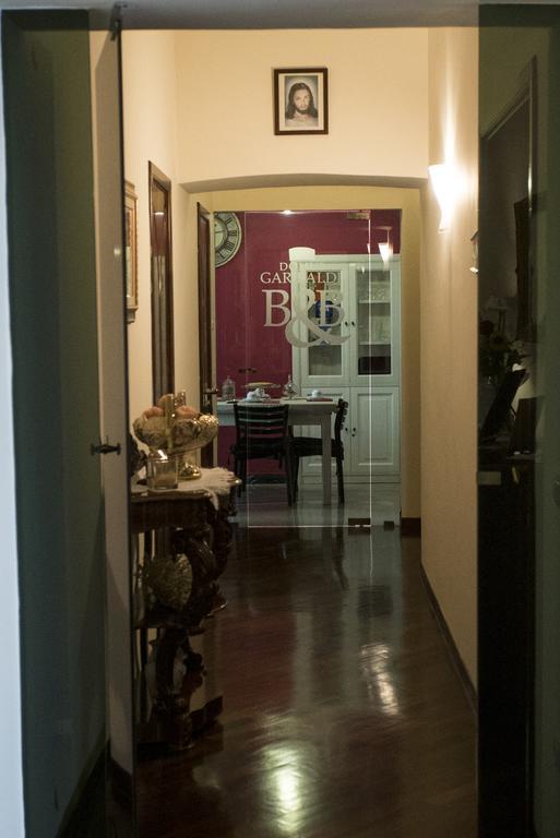סלרנו B&B Domus Garibaldi מראה חיצוני תמונה